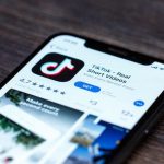 TikTok anunció que nombró a Ziad Ojakli, exjefe de asuntos gubernamentales de Boeing, como jefe de políticas públicas de USA